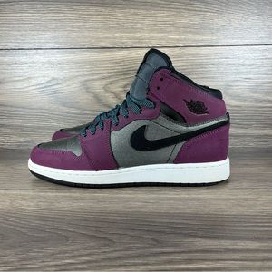 Air Jordan Retro High GG MulberrySneakers sz 7 Y / 8.5 W